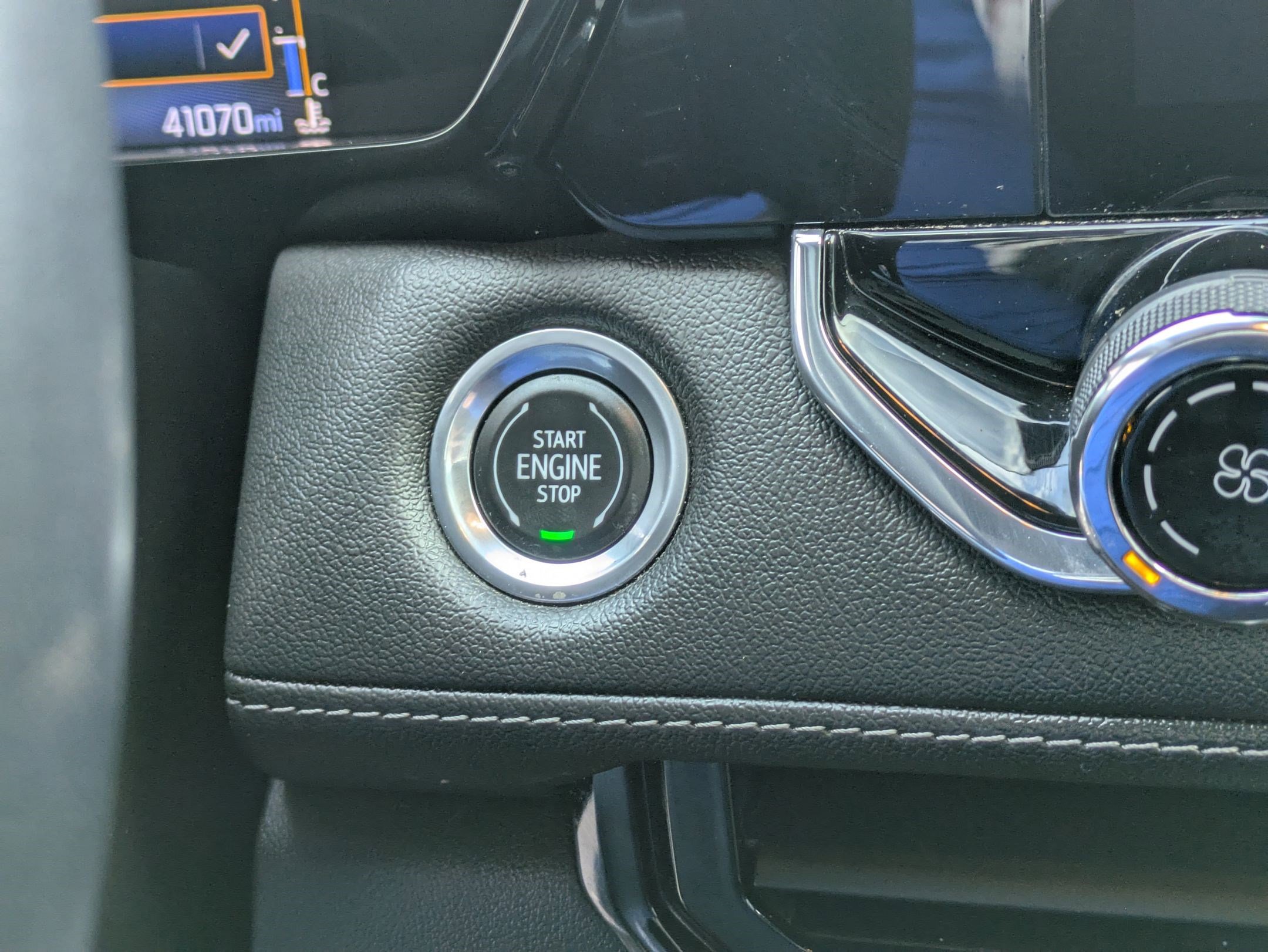 Used 2023 Chevrolet Colorado LT image 19