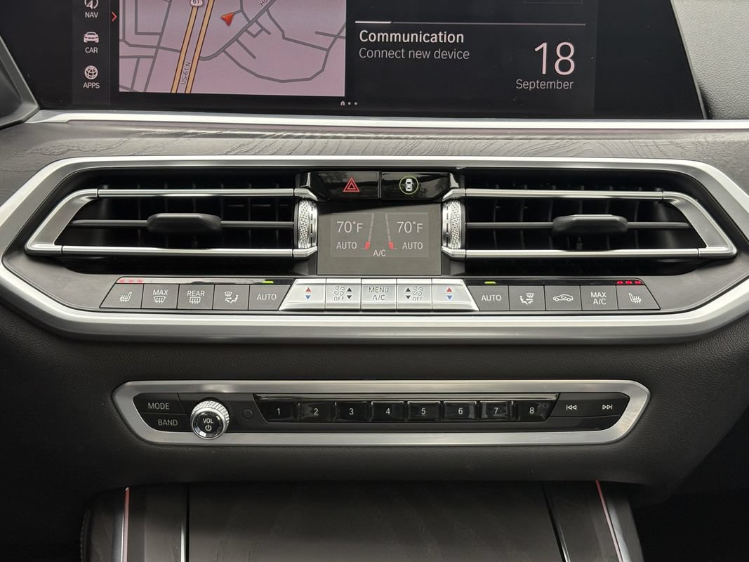 Used 2020 BMW X7 xDrive40i w/ Premium Package AWD/4WD image 17