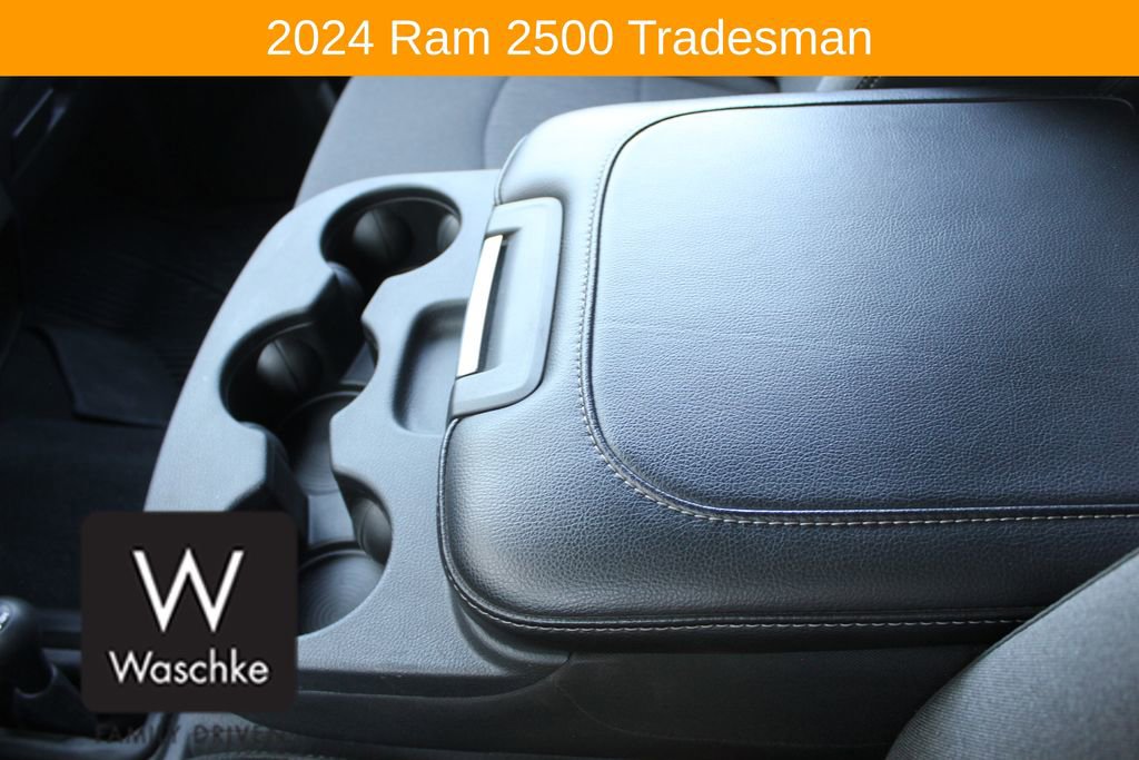 Used 2024 RAM 2500 Tradesman w/ Chrome Appearance Group AWD/4WD image 30