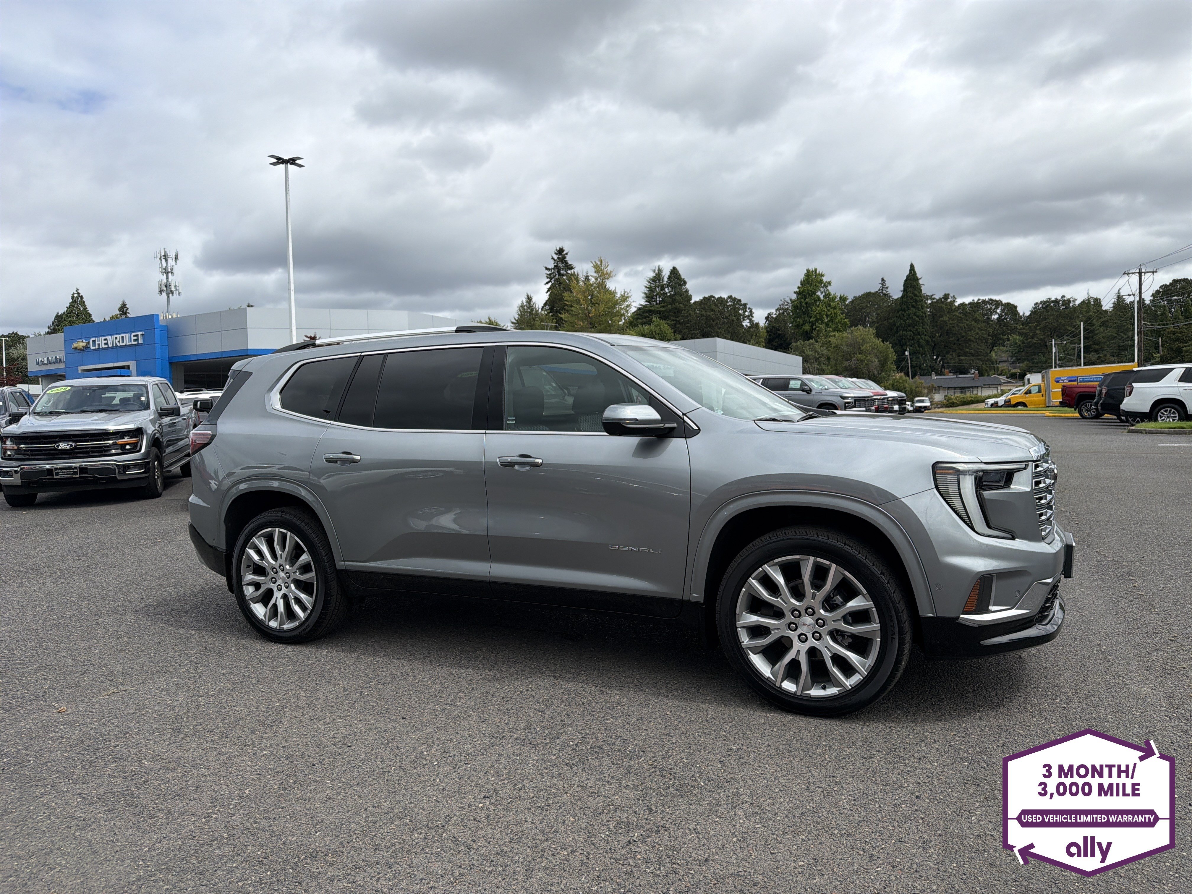 Used 2025 GMC Acadia Denali w/ Super Cruise Package AWD/4WD image 7