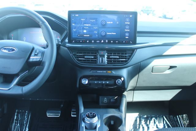 Used 2024 Ford Escape ST-Line w/ Tech Pack #1 AWD/4WD image 17