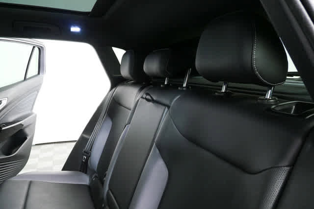 Used 2023 Volkswagen ID.4 Pro S image 24