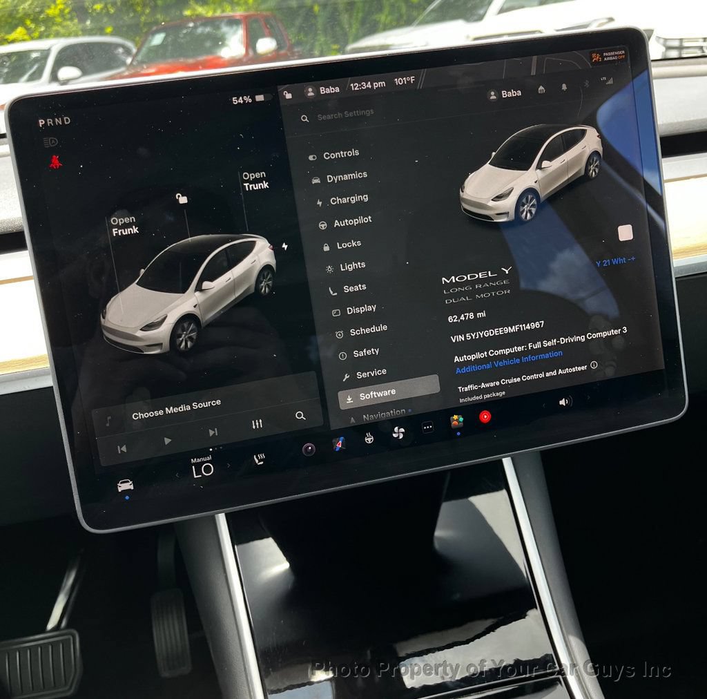 Used 2021 Tesla Model Y Long Range AWD/4WD image 25