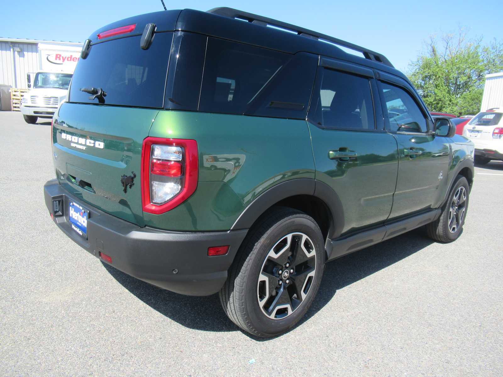 Used 2024 Ford Bronco Sport Outer Banks w/ Tech Package image 5