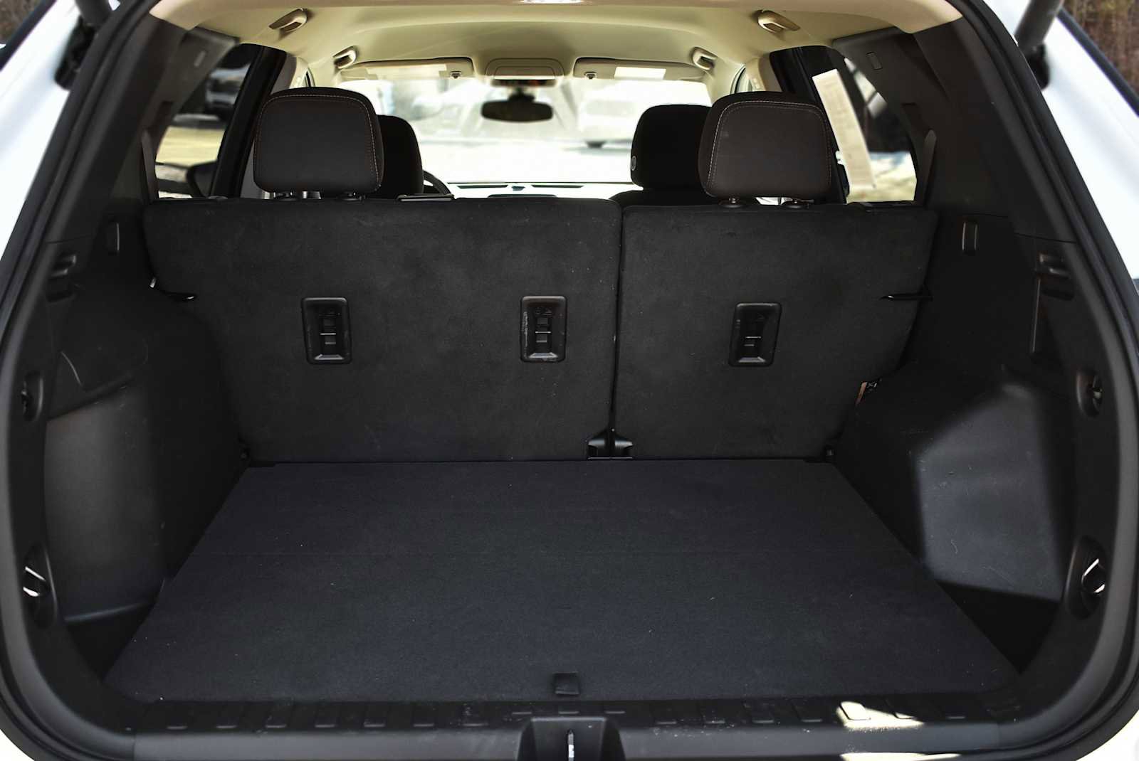 Used 2024 Chevrolet Equinox LT image 8