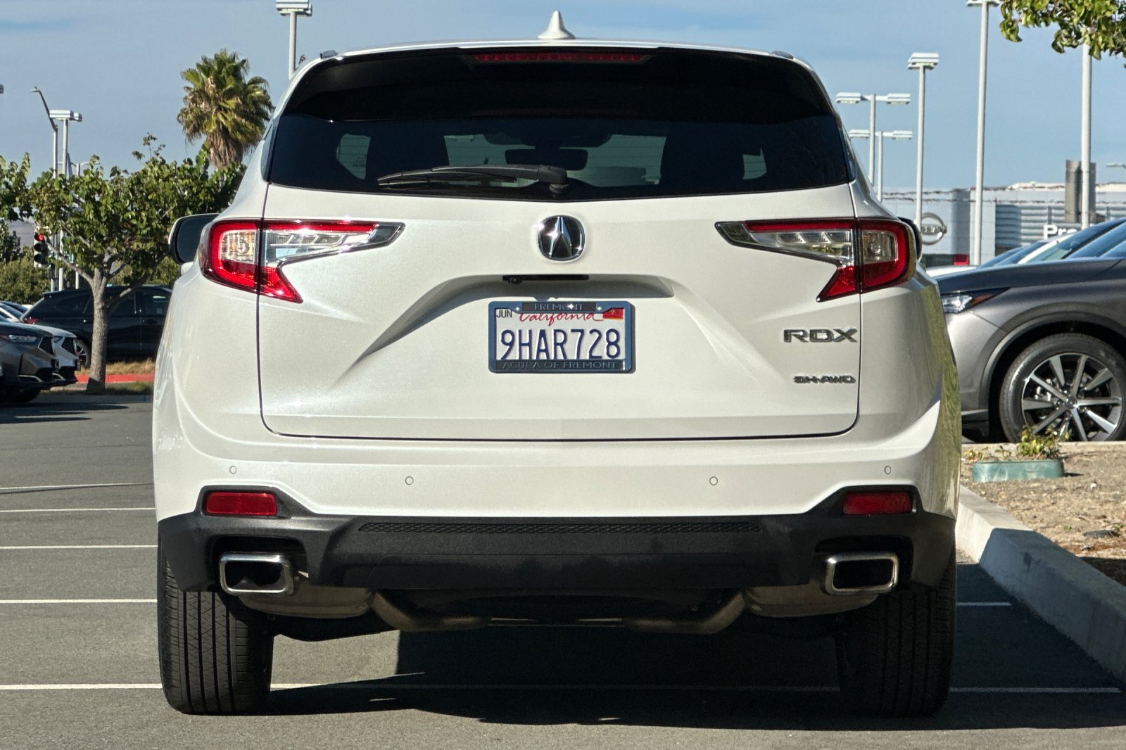 Used 2023 Acura RDX w/ Technology Package AWD/4WD image 5