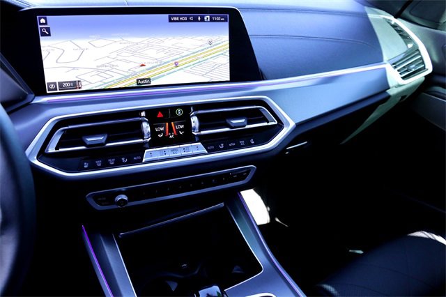 Used 2023 BMW X5 xDrive40i w/ Luxury Seating Package image 16