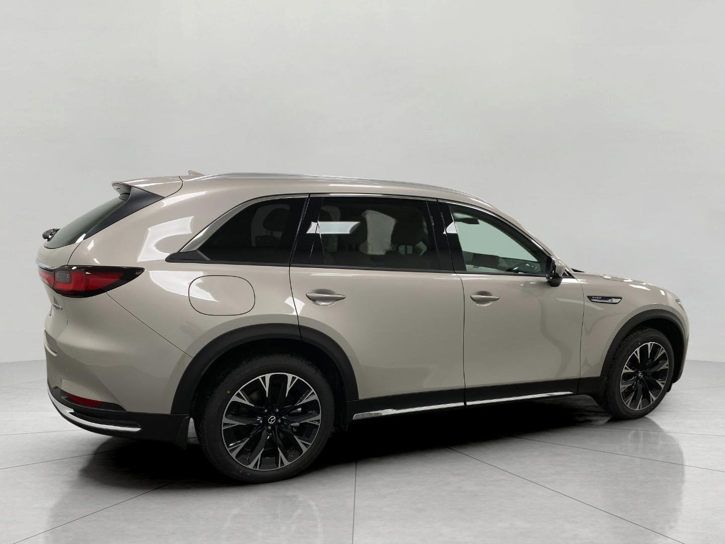 New 2026 MAZDA CX-90 Plug-In Hybrid w/ Premium Plus image 2