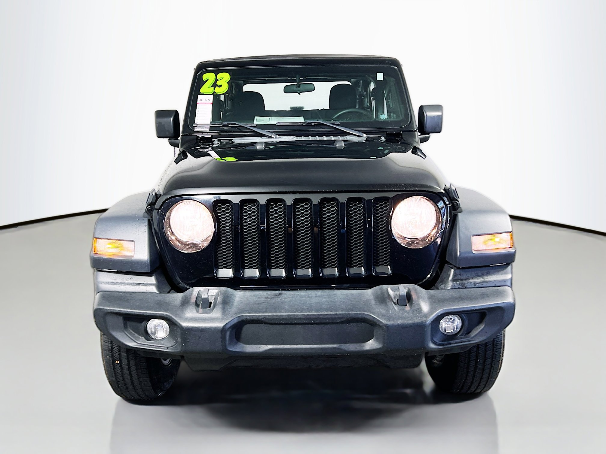 Used 2023 Jeep Wrangler Sport S AWD/4WD image 11