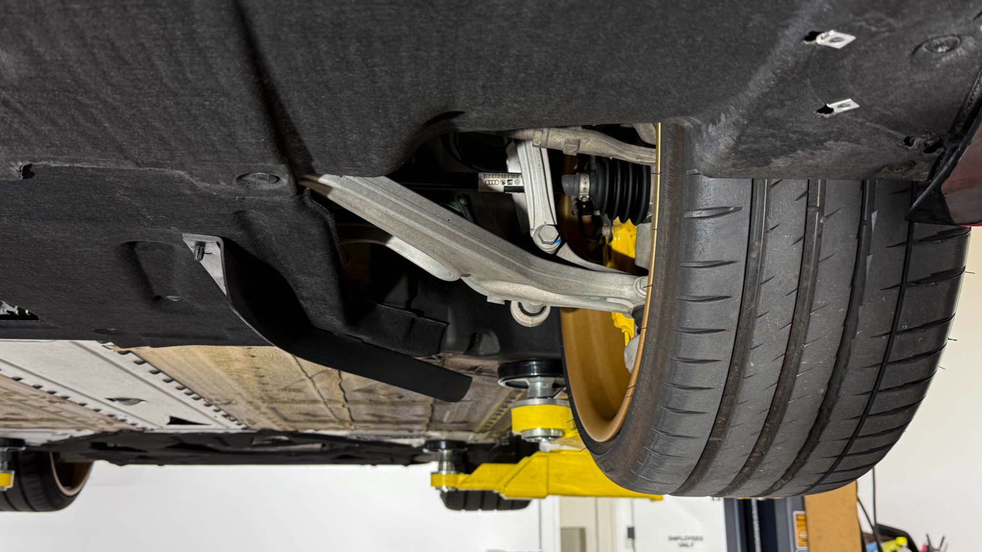 Used 2018 Lamborghini Huracan Performante image 84