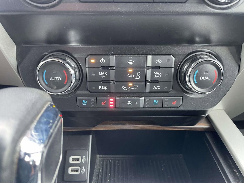 Used 2020 Ford F150 Lariat w/ FX4 Off-Road Package image 40