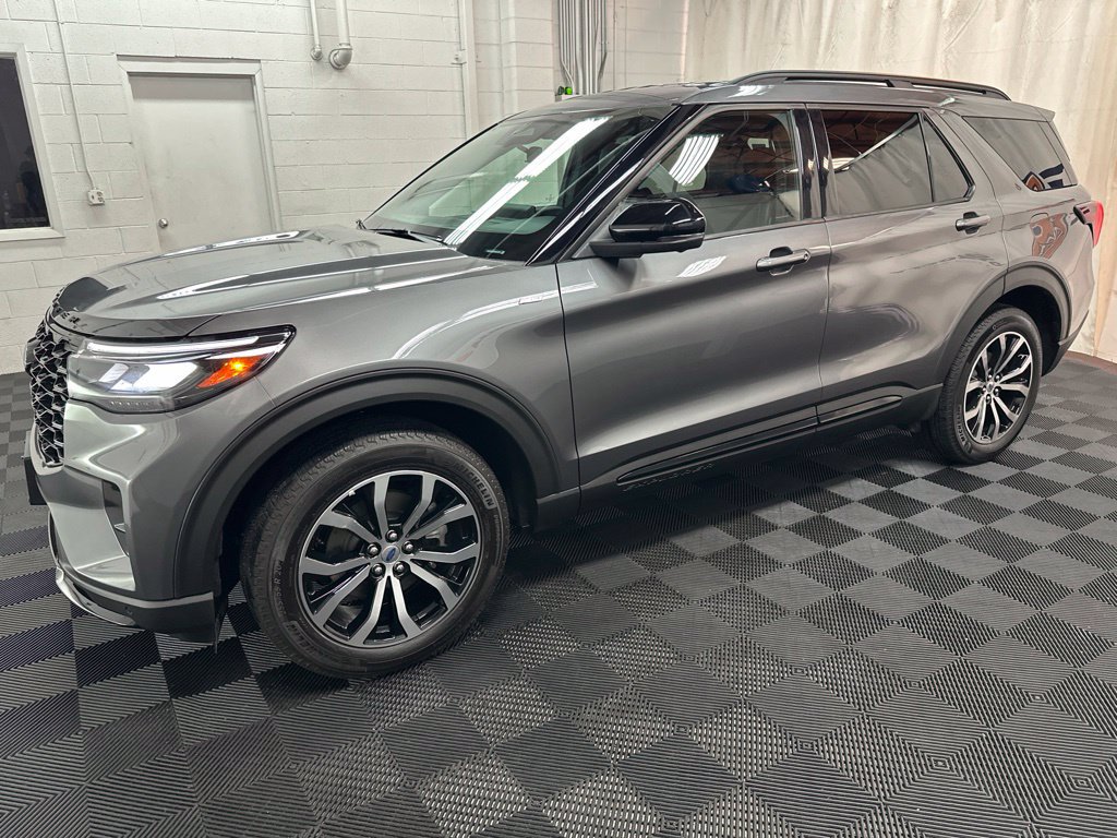 Used 2026 Ford Explorer ST-Line AWD/4WD image 5
