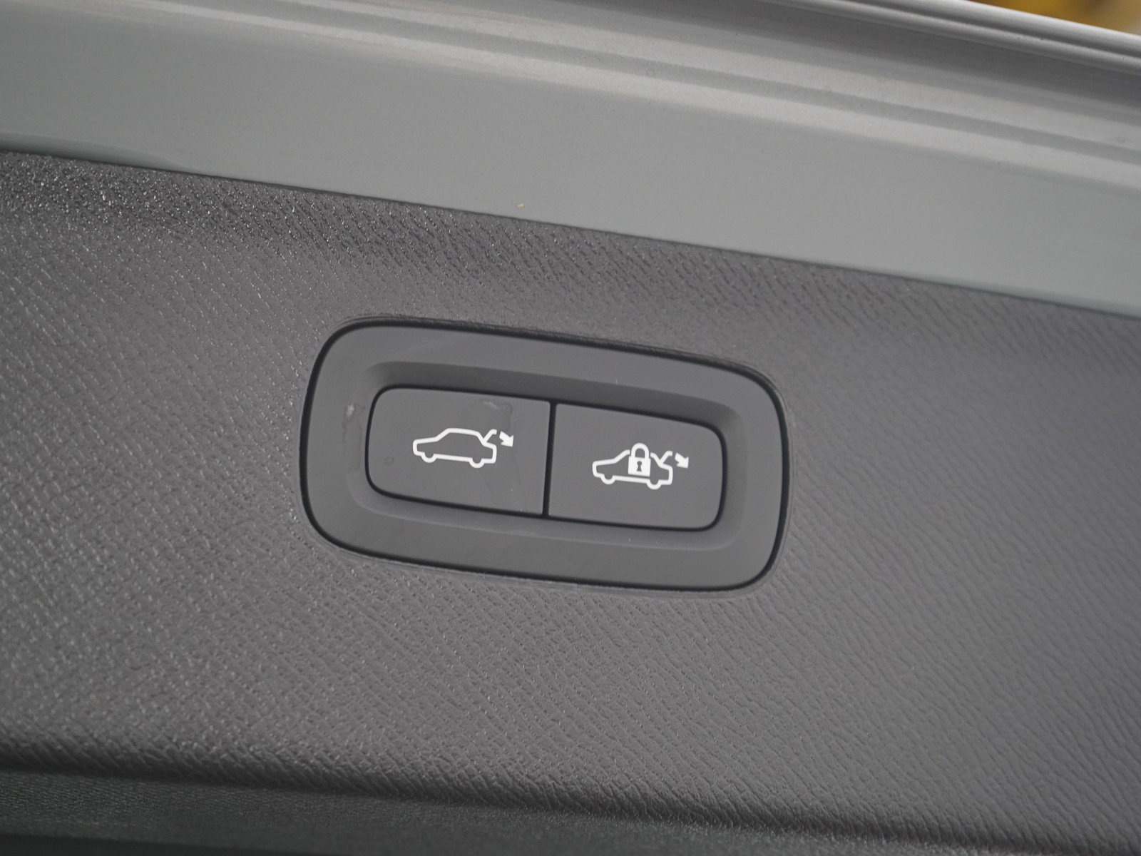 Used 2026 Volvo XC90 B6 Plus AWD/4WD image 9