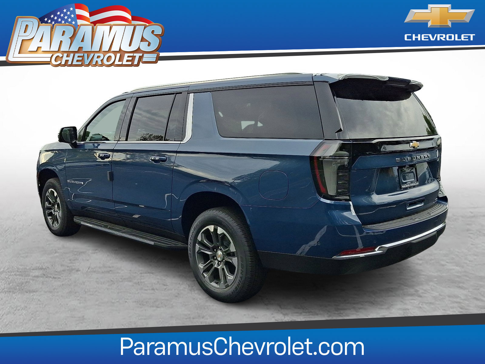 New 2026 Chevrolet Suburban LT w/ Comfort Package AWD/4WD image 3