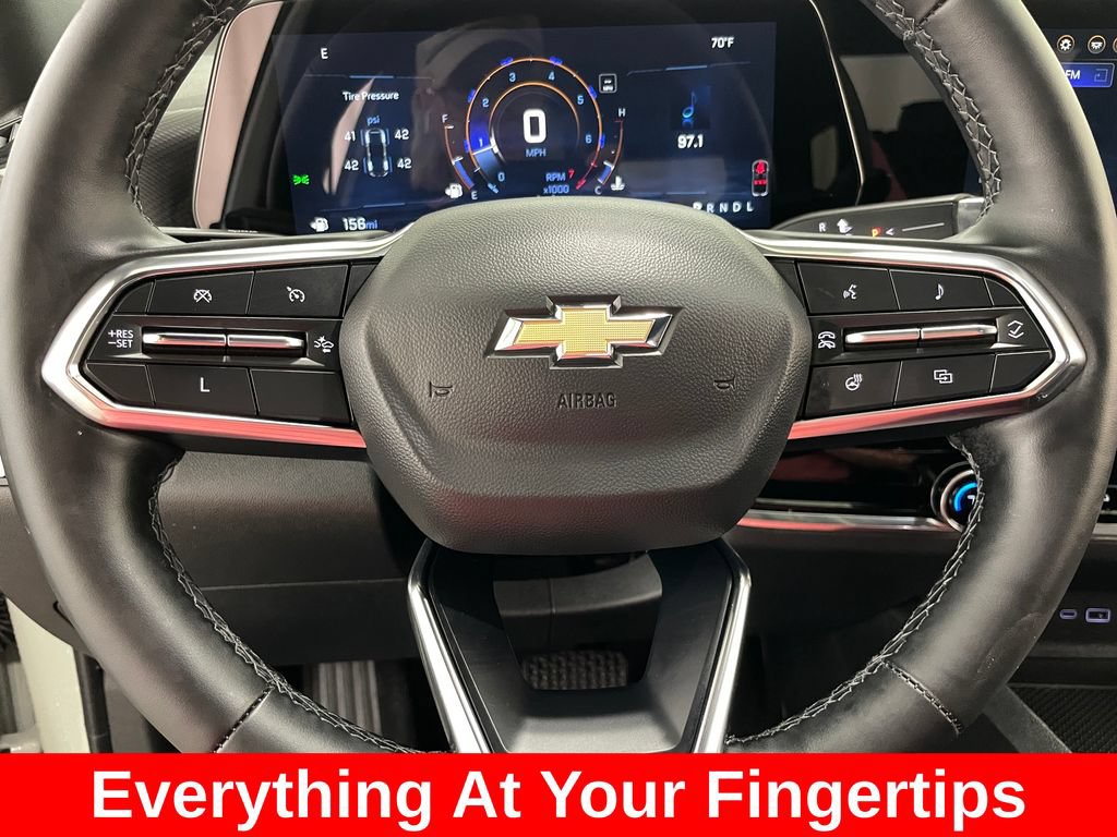 Used 2025 Chevrolet Equinox LT w/ Convenience Package II FWD image 4