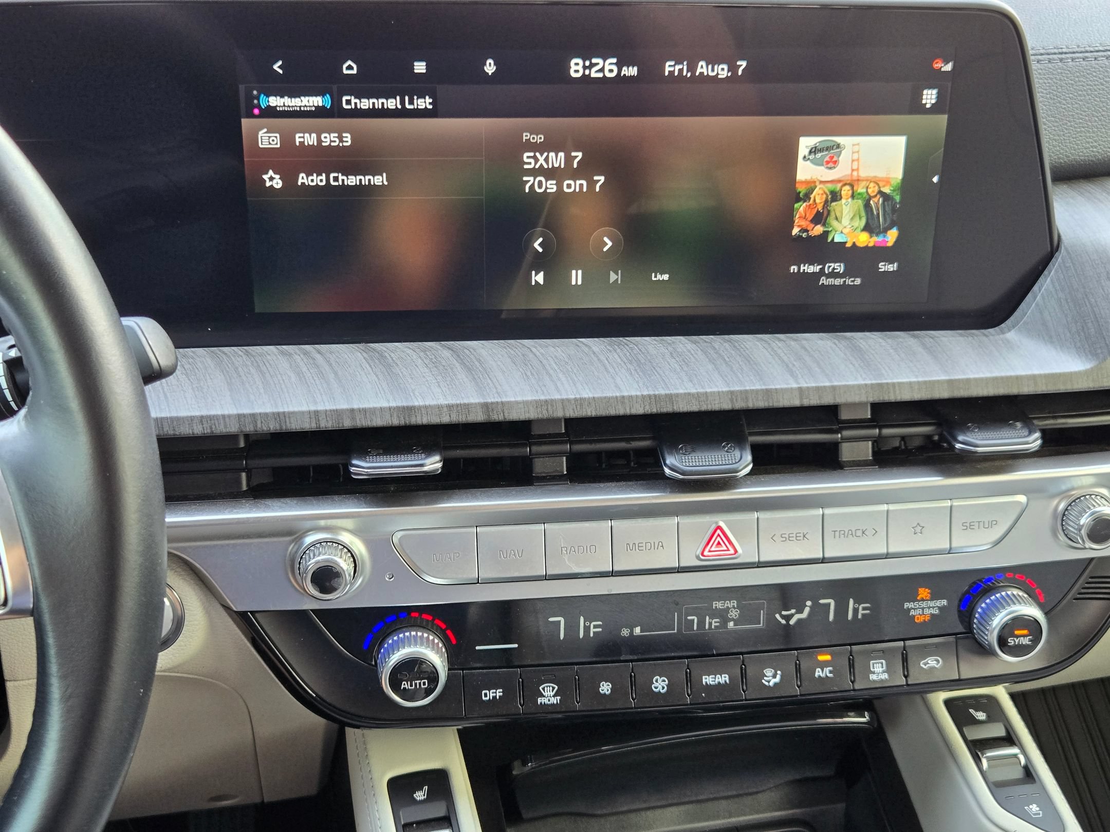 Used 2025 Kia Telluride EX w/ EX Captain's Chair Package FWD image 32