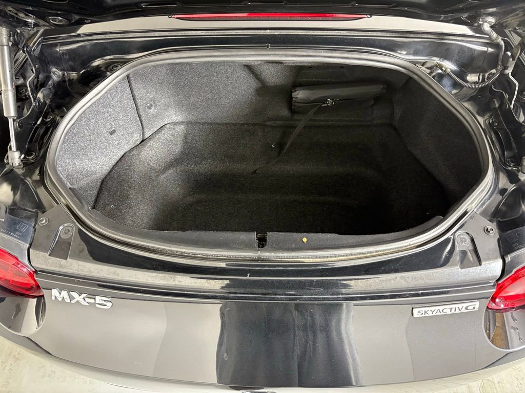 Used 2023 MAZDA MX-5 Miata Grand Touring image 18