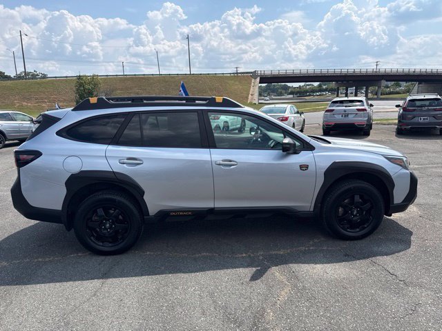 Certified 2022 Subaru Outback Wilderness w/ Wilderness Package AWD/4WD image 38