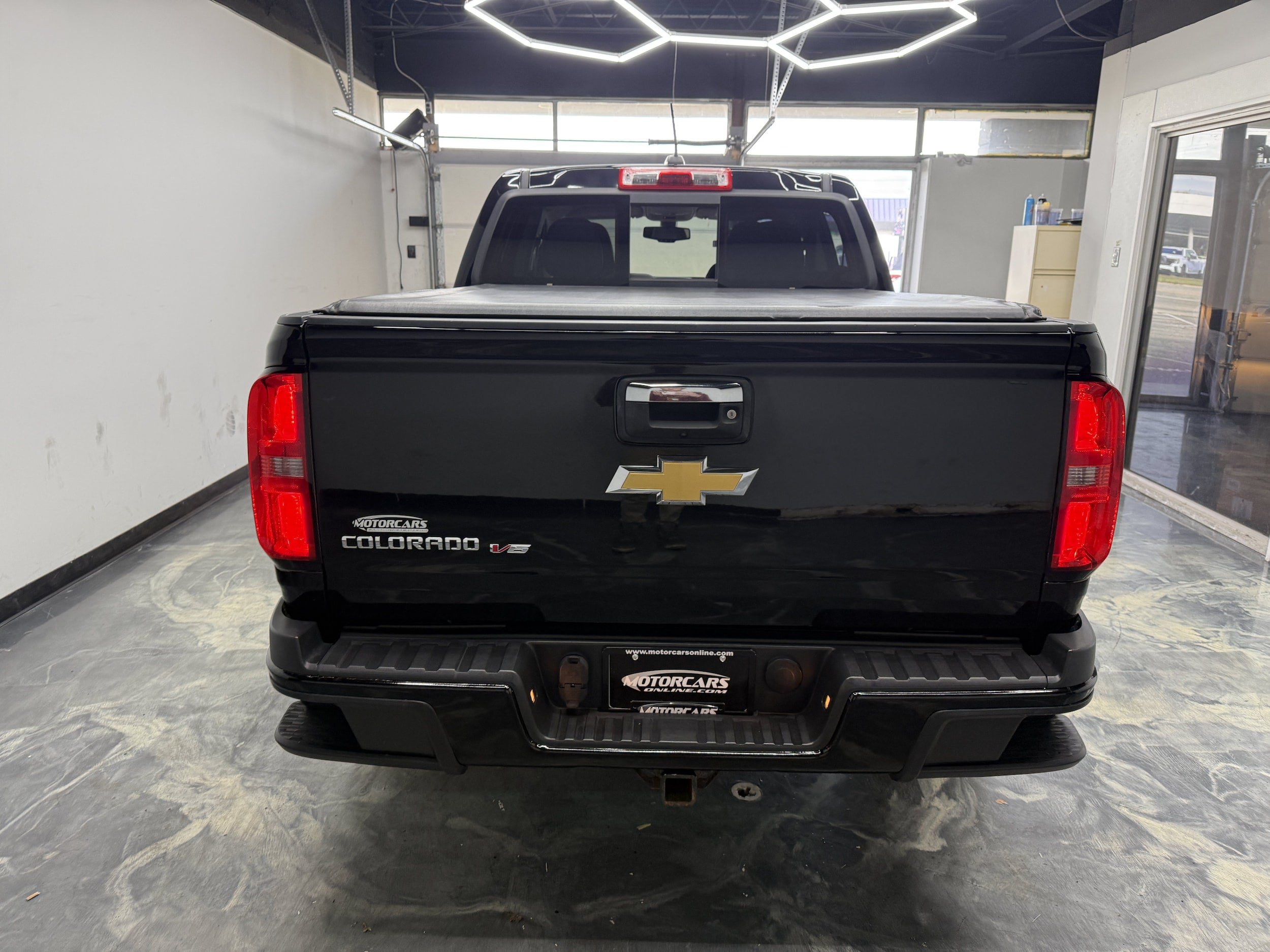 Used 2017 Chevrolet Colorado Z71 AWD/4WD image 6