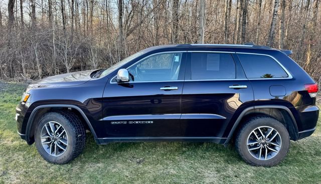 Used 2021 Jeep Grand Cherokee Limited AWD/4WD image 2