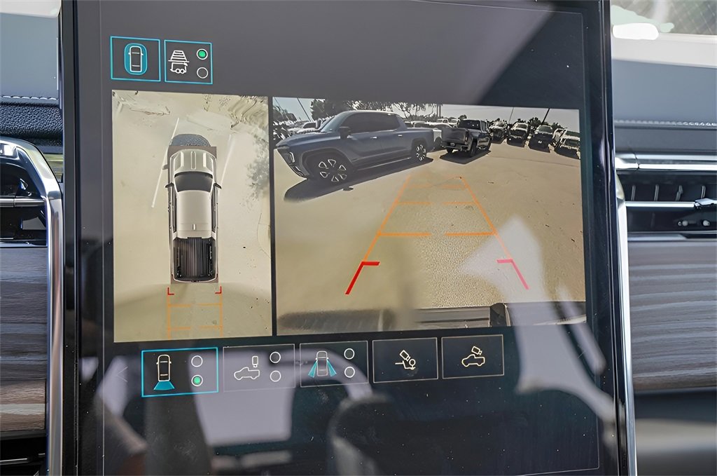 New 2025 GMC Sierra EV Denali image 24