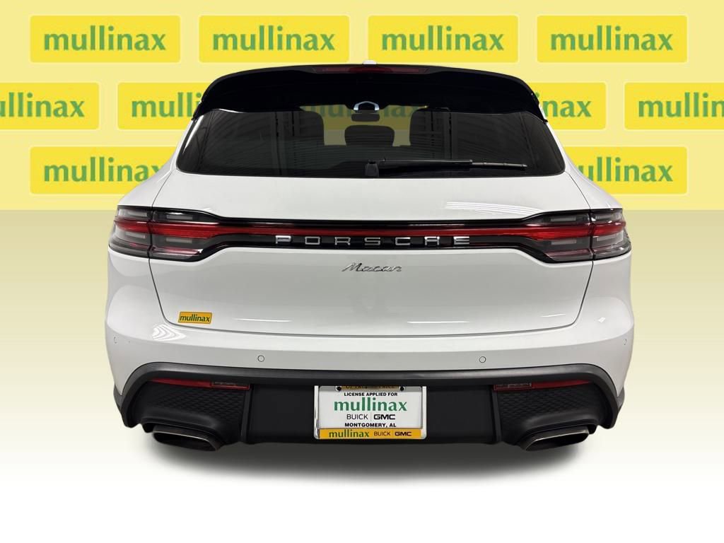 Used 2024 Porsche Macan image 15