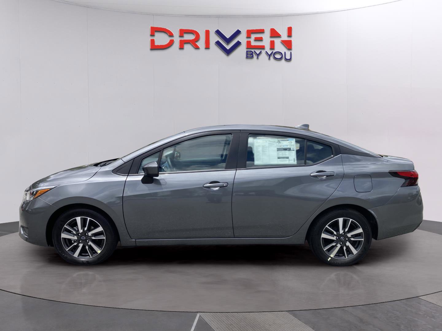 New 2025 Nissan Versa SV image 2