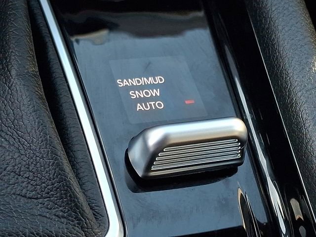 Used 2026 Jeep Compass Limited AWD/4WD image 23