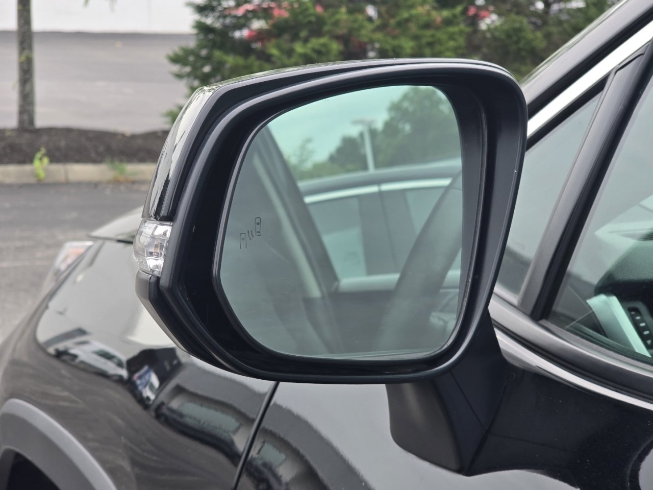 Certified 2025 Toyota RAV4 XLE w/ Convenience Package AWD/4WD image 25