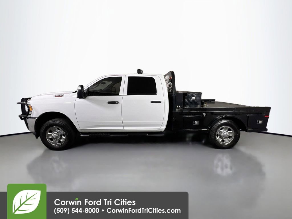 Used 2024 RAM 3500 Tradesman w/ Chrome Appearance Group image 6