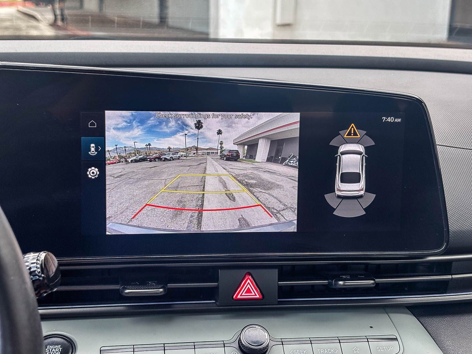 Used 2024 Hyundai Elantra Limited image 27