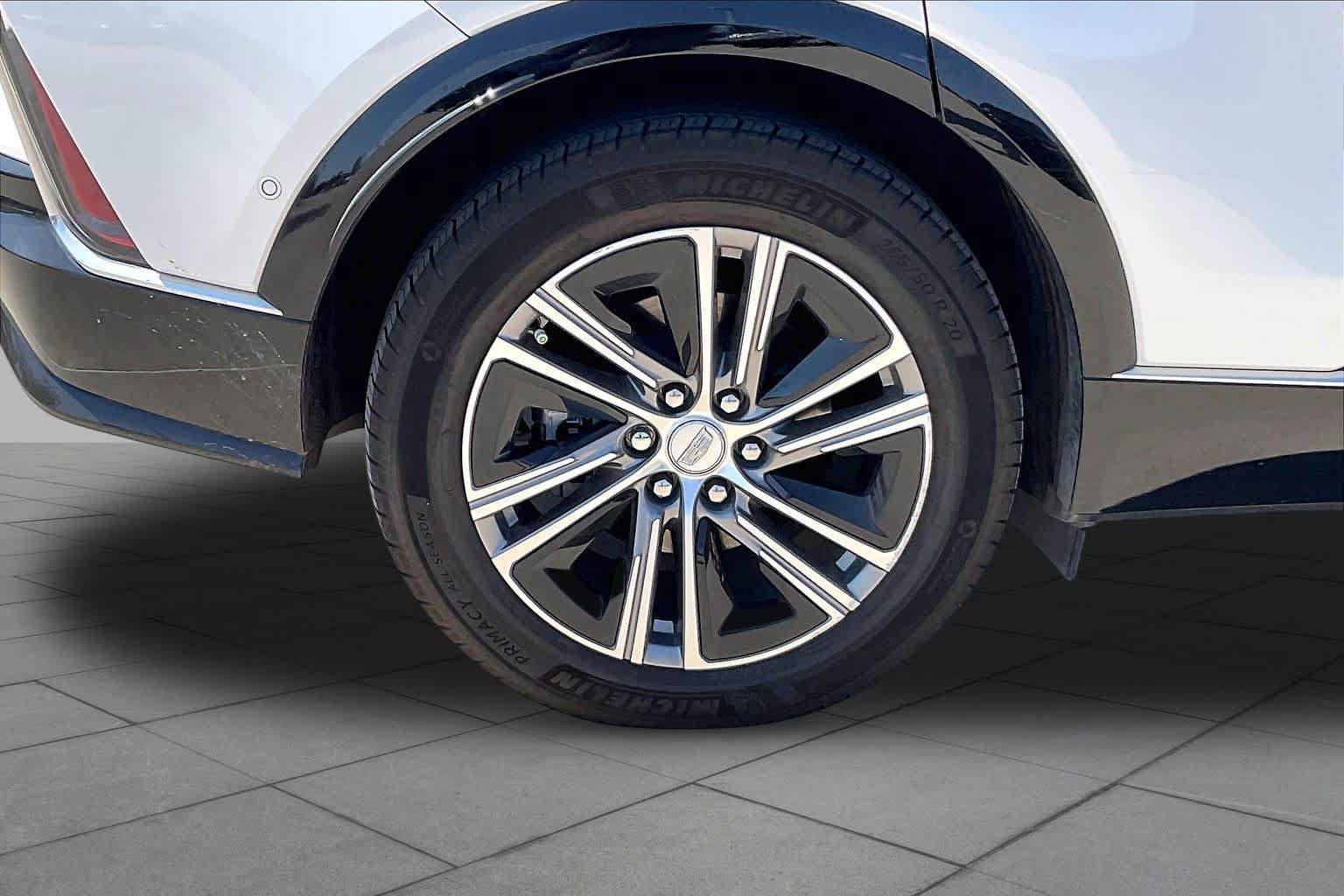 Used 2025 Cadillac Lyriq Luxury RWD image 10