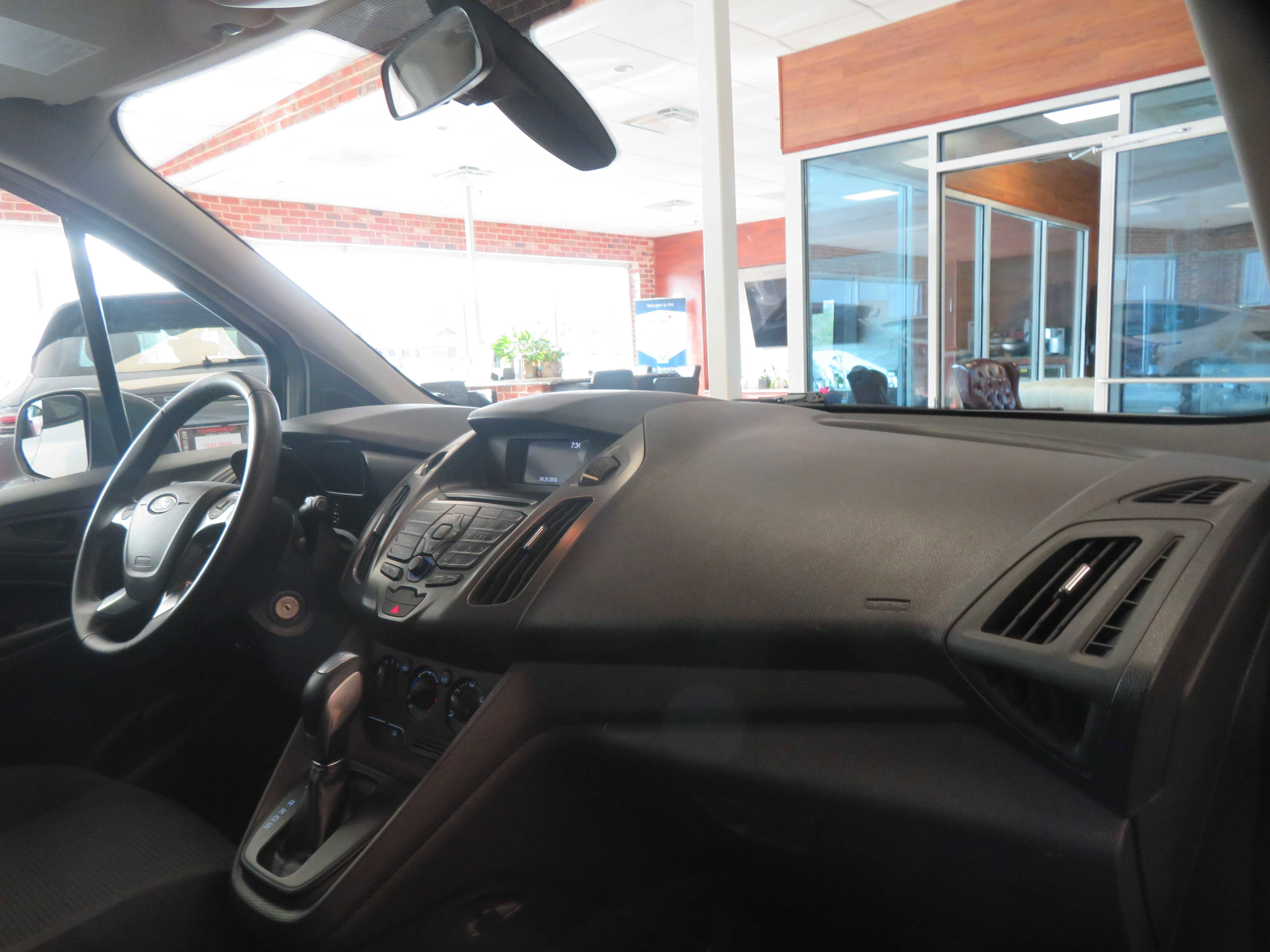 Used 2016 Ford Transit Connect XL image 26