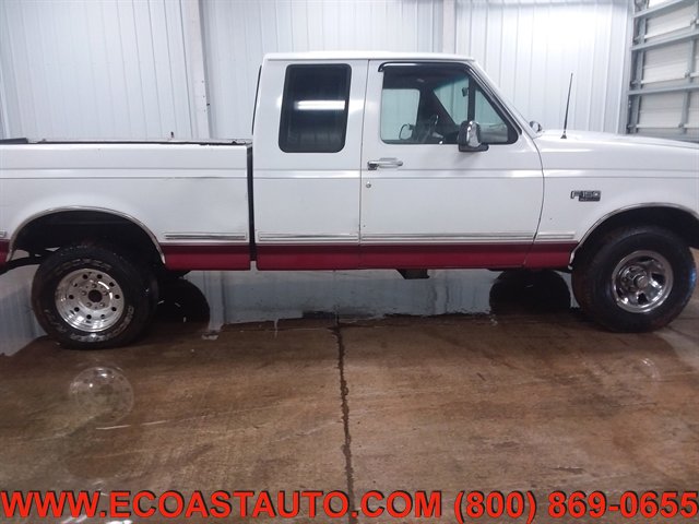 Used 1994 Ford F150 XLT image 2