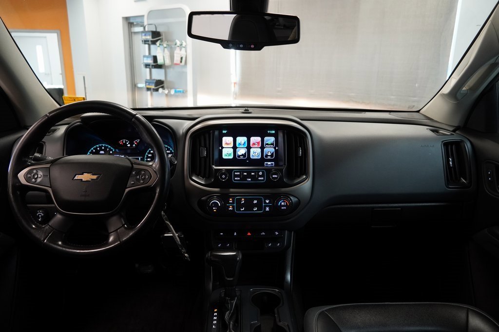 Used 2017 Chevrolet Colorado Z71 image 10