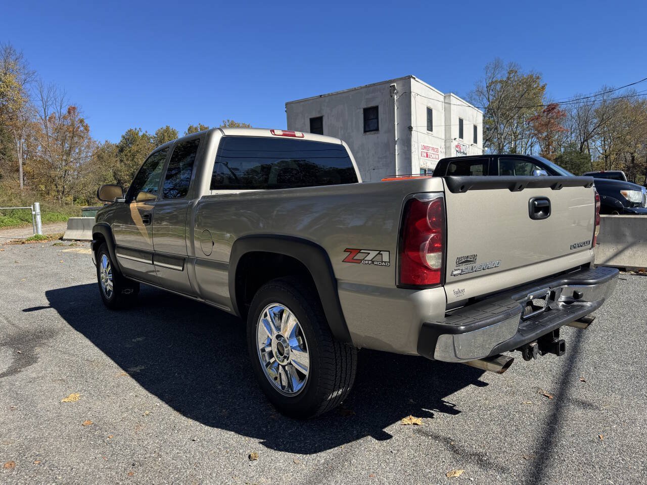 Used 2004 Chevrolet Silverado 1500 4x4 Extended Cab w/ Light Duty Power Package image 10