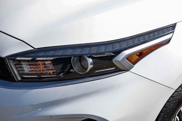 Used 2023 Kia Forte LXS image 8