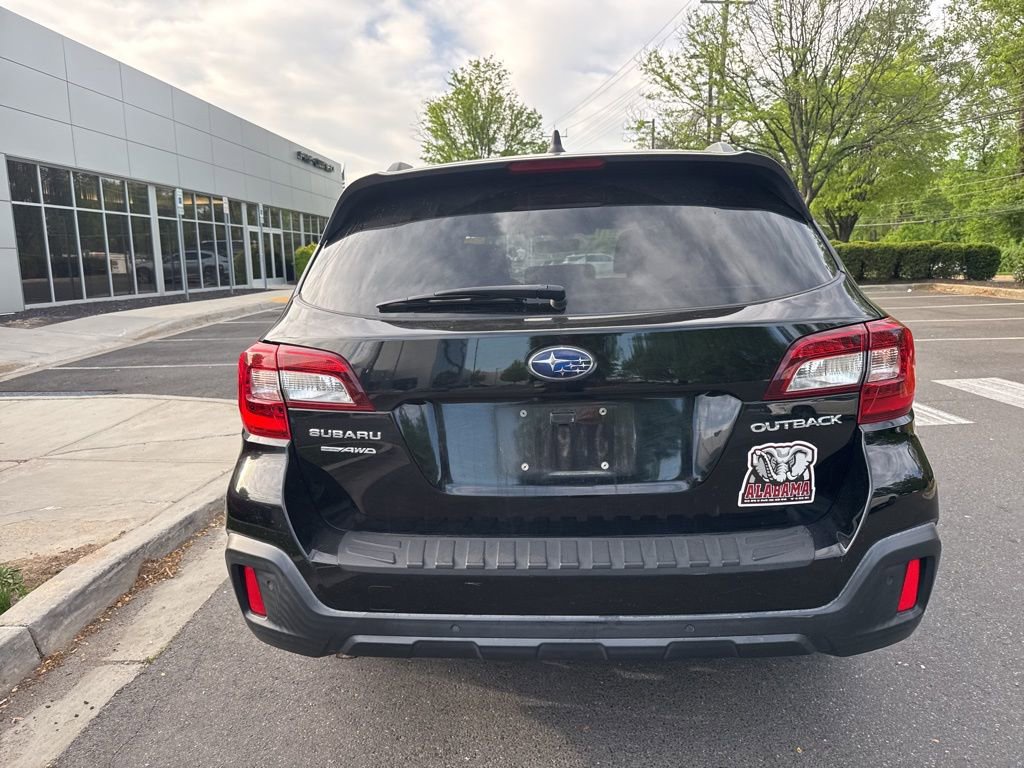 Used 2018 Subaru Outback 2.5i Touring image 6