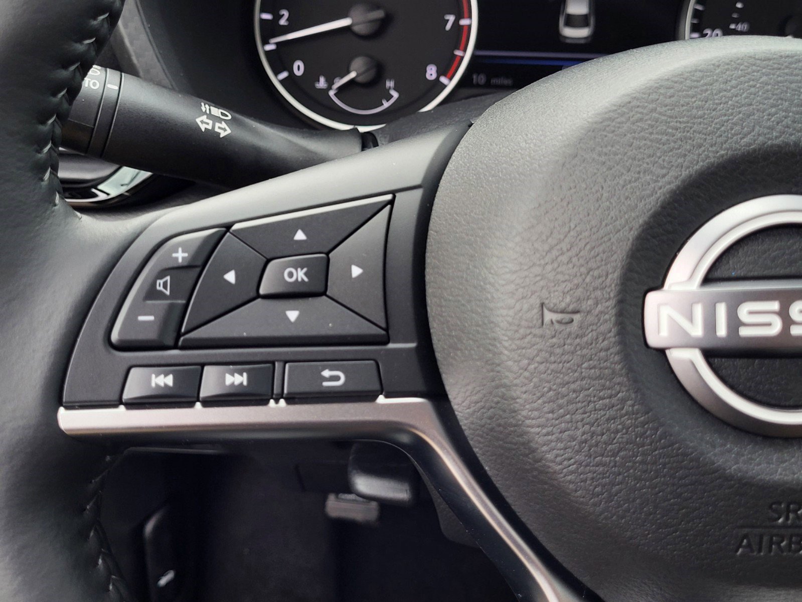 New 2025 Nissan Sentra SV w/ All-Weather Package image 15