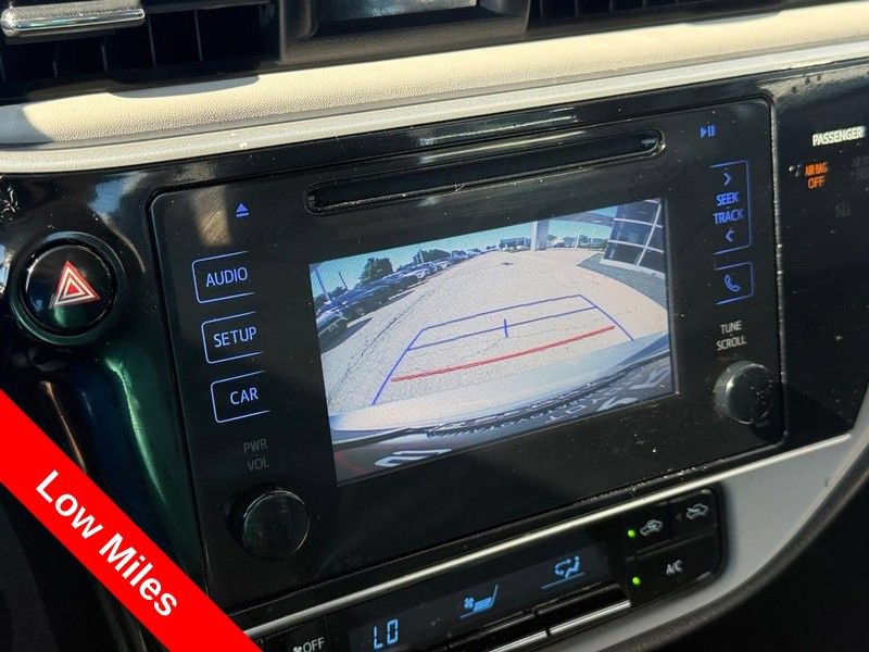 Used 2017 Toyota Corolla LE w/ Carpet Mat Package (TMS) FWD image 26
