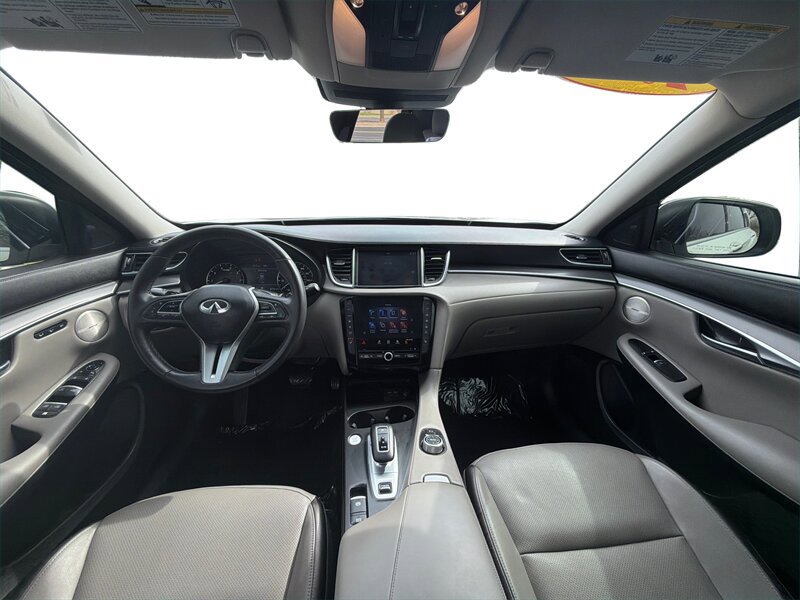 Used 2023 INFINITI QX50 Luxe w/ Accent Package AWD/4WD image 21