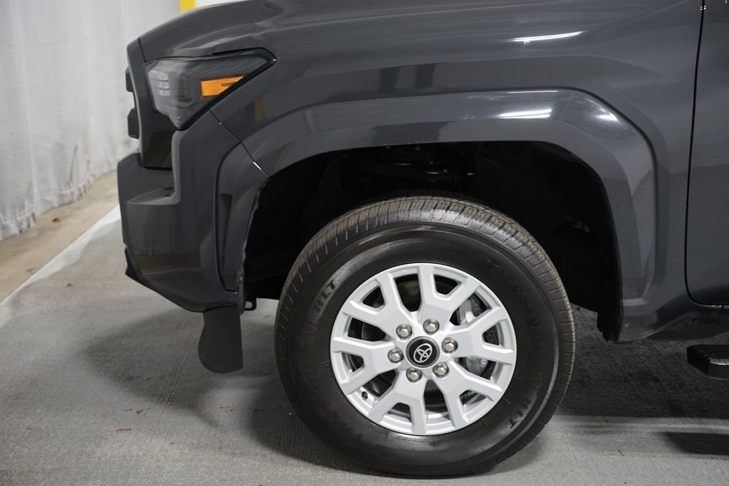 Certified 2024 Toyota Tacoma SR5 image 5