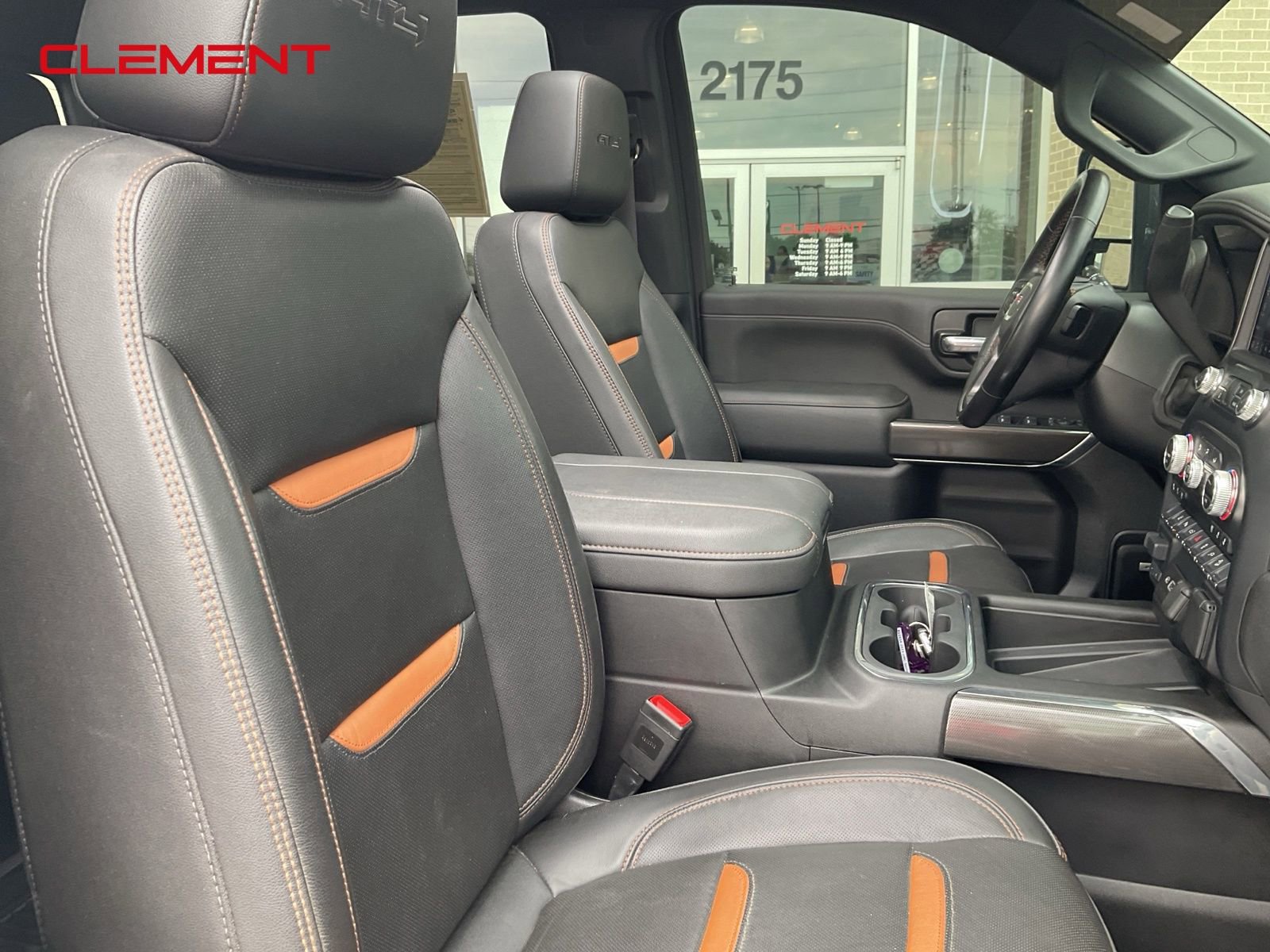 Used 2023 GMC Sierra 2500 AT4 w/ AT4 Premium Plus Package image 34