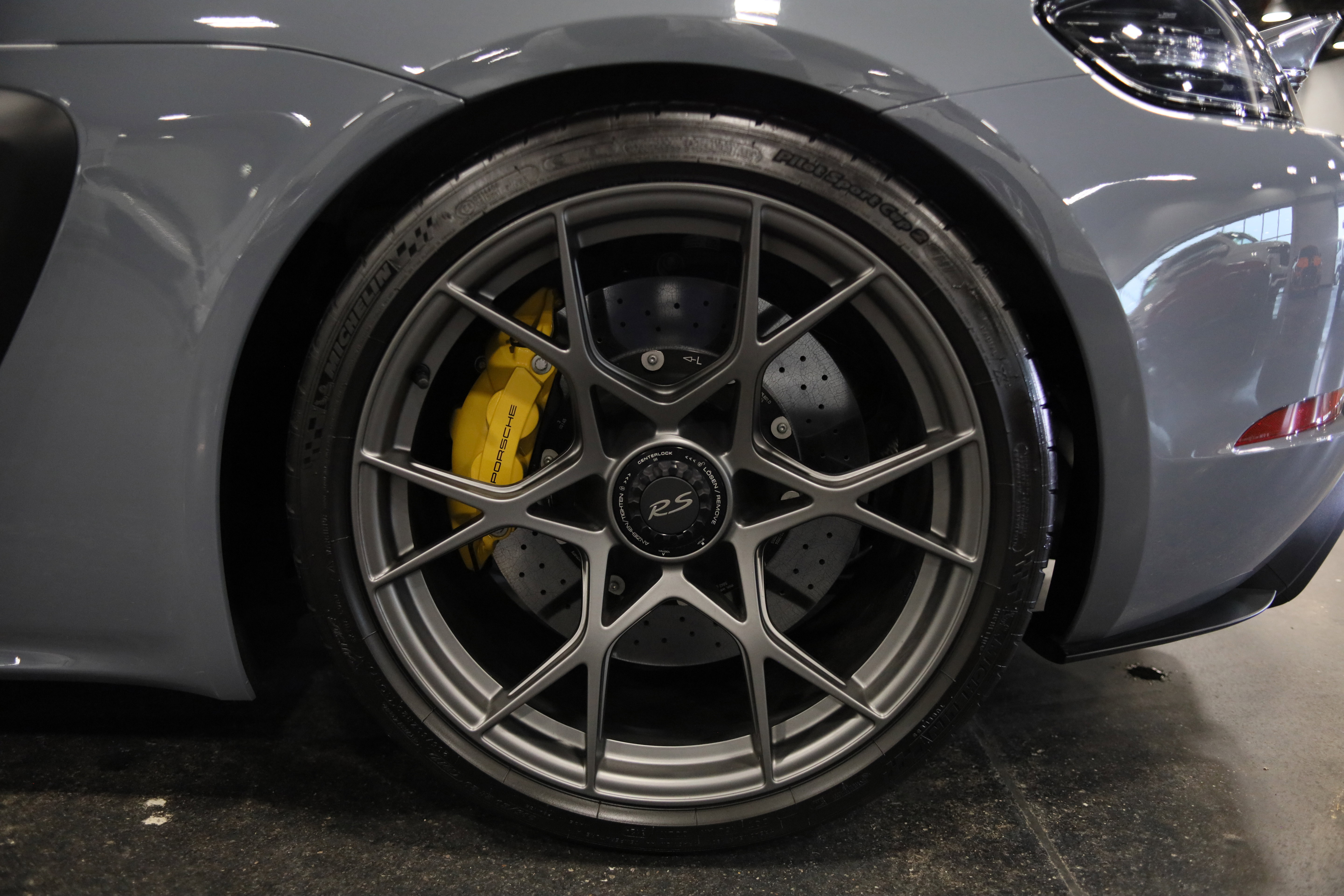 Used 2025 Porsche 718 Boxster Spyder RS w/ Chrono Package RWD image 12