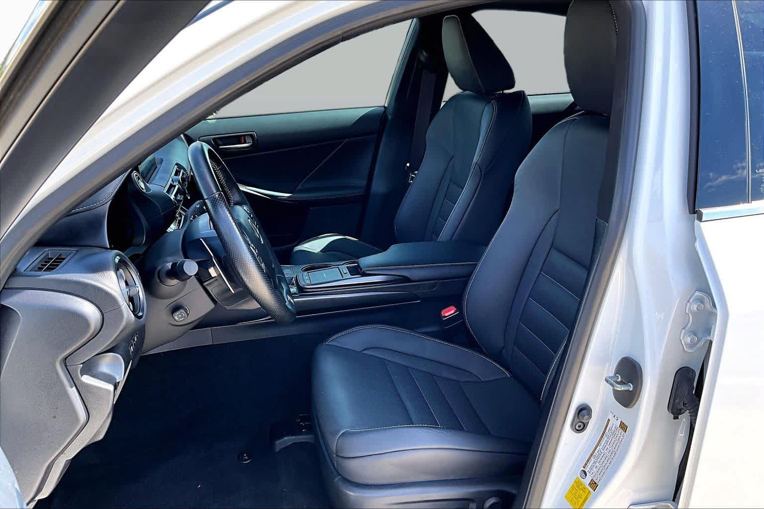 Certified 2024 Lexus IS 350 F Sport w/ Memory Package RWD image 8