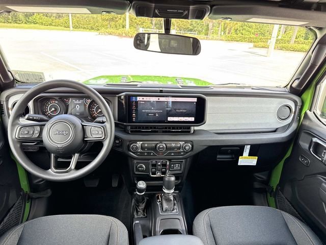 New 2025 Jeep Gladiator Sport image 12