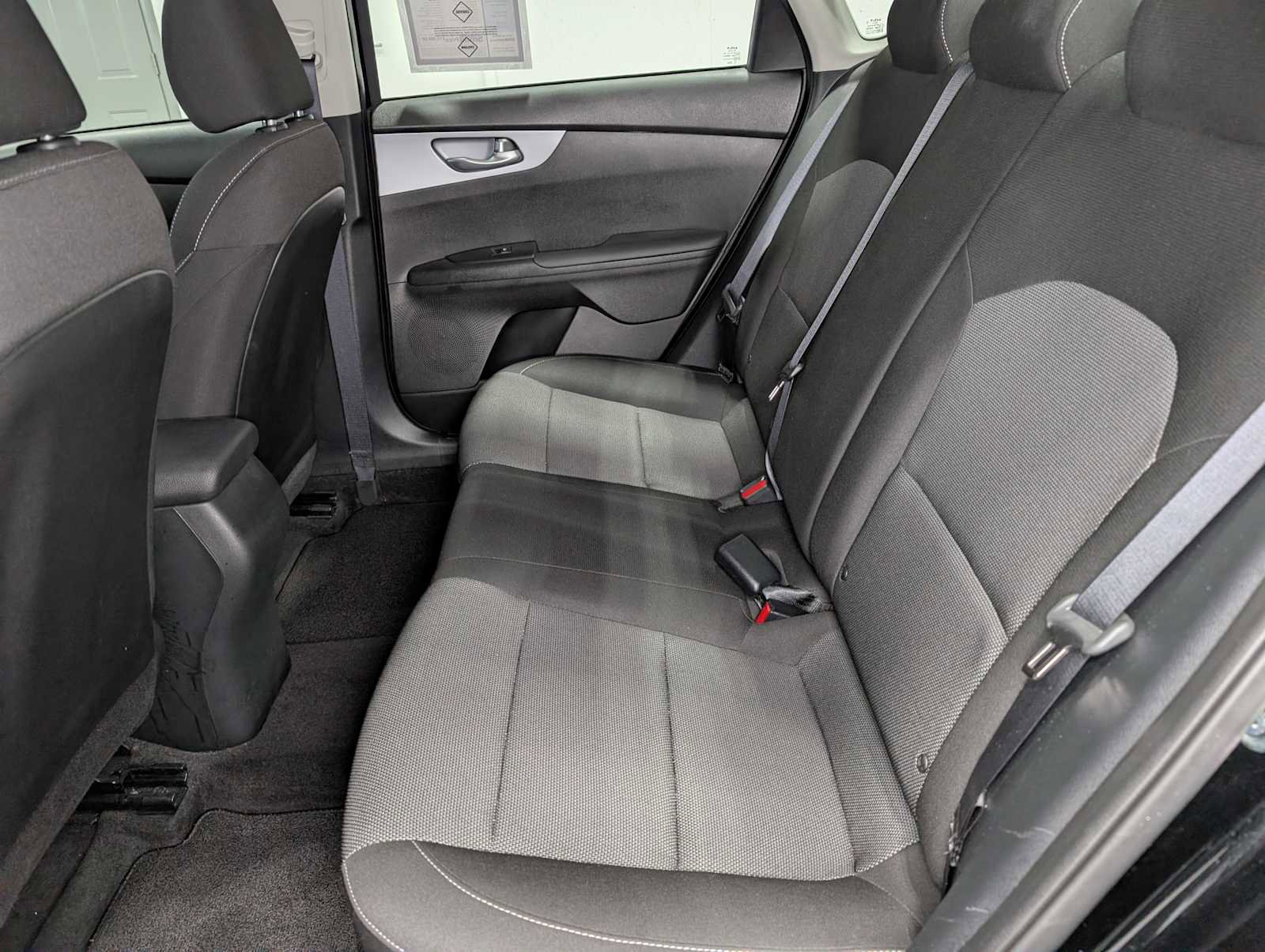 Used 2024 Kia Forte LXS w/ LXS Technology Package image 21