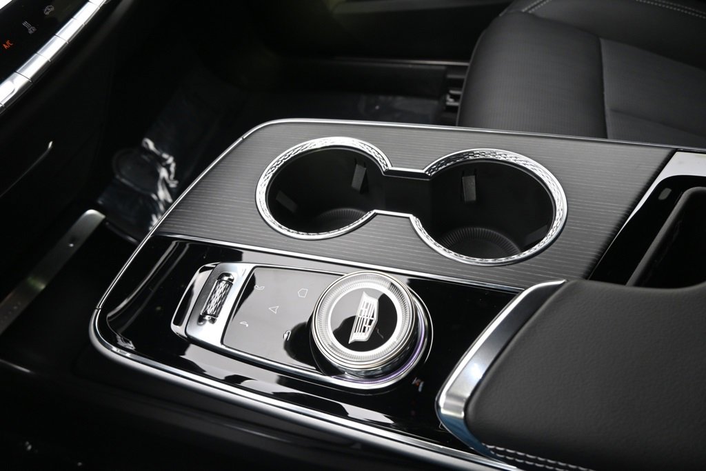 New 2025 Cadillac Lyriq Sport image 31