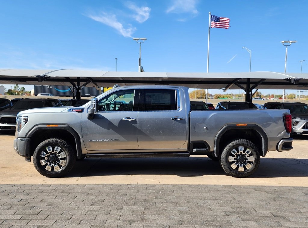 New 2026 GMC Sierra 2500 Denali w/ Denali Reserve Package image 6