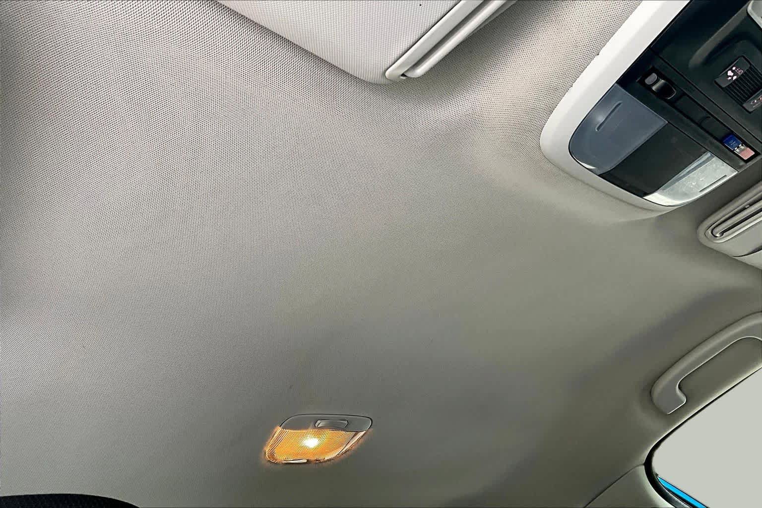 Used 2018 Subaru Impreza 2.0i Premium w/ Eyesight & BSD & Rcta AWD/4WD image 14